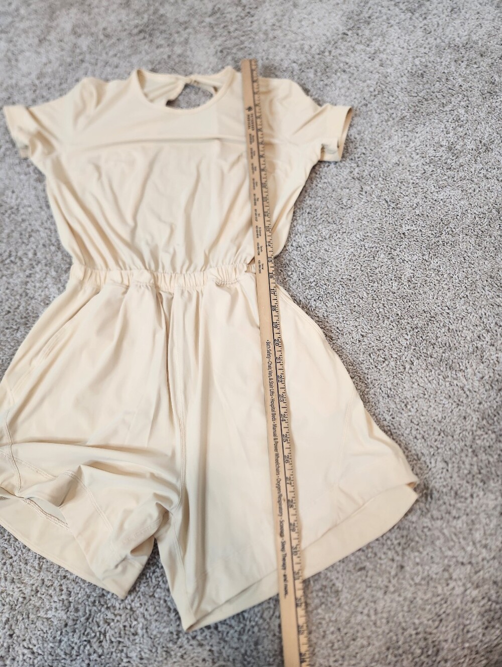 Lululemon Lightweight High-Neck Romper In Prosecco Size 4 - Picture 7 of 8